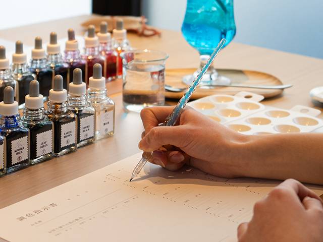 日帰り湯治とインク作り体験コース